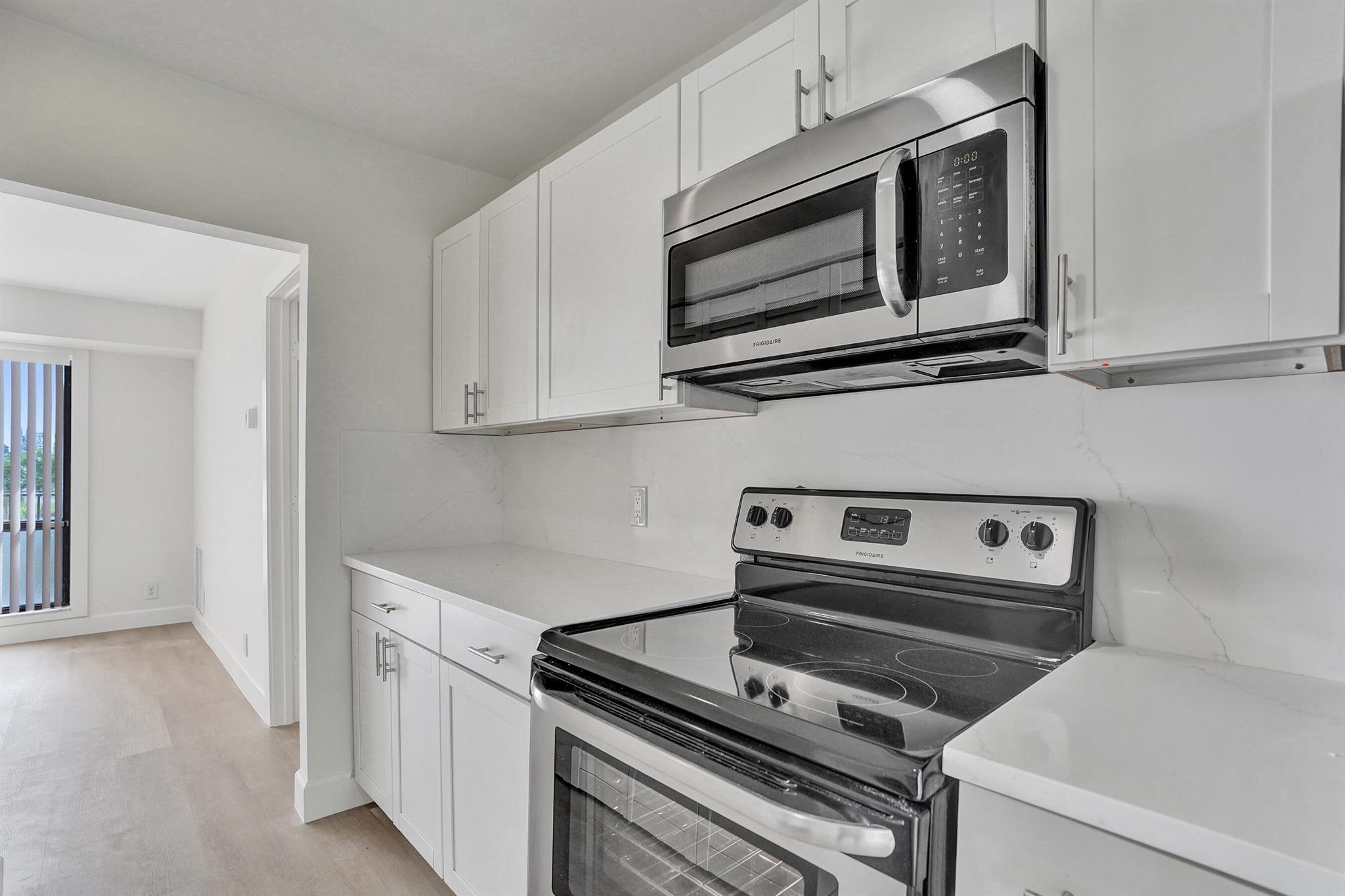 PALM VILLAS CONDO APTS - Residential