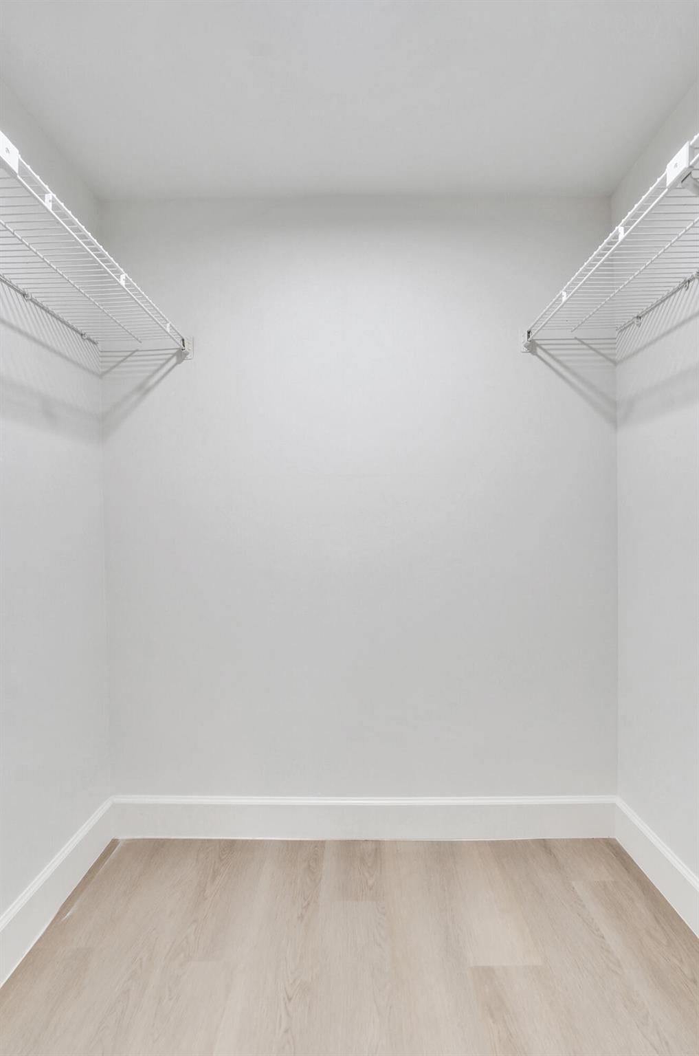 PALM VILLAS CONDO APTS - Residential