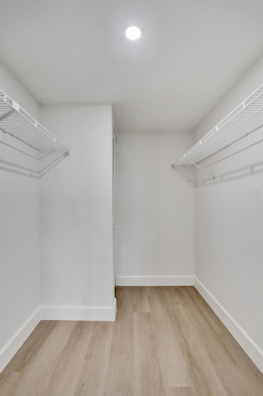 PALM VILLAS CONDO APTS - Residential