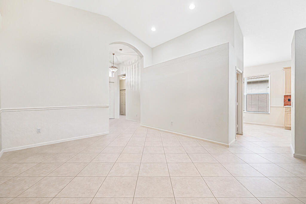 8200 Playa Del Sur Boulevard