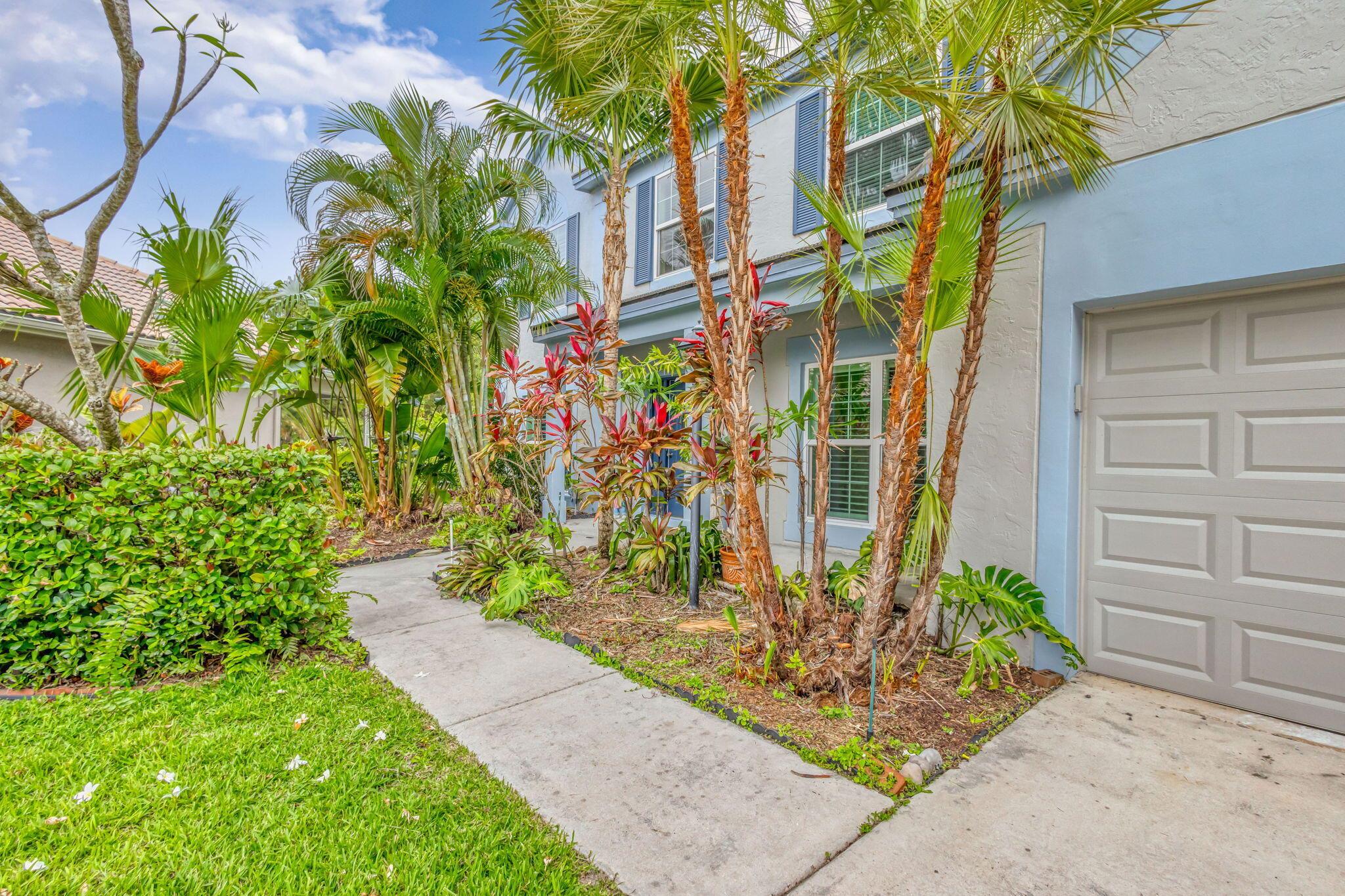 10263 Hunt Club Lane