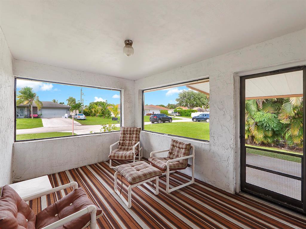 TROPICAL COUNTRY ESTATES - Residential