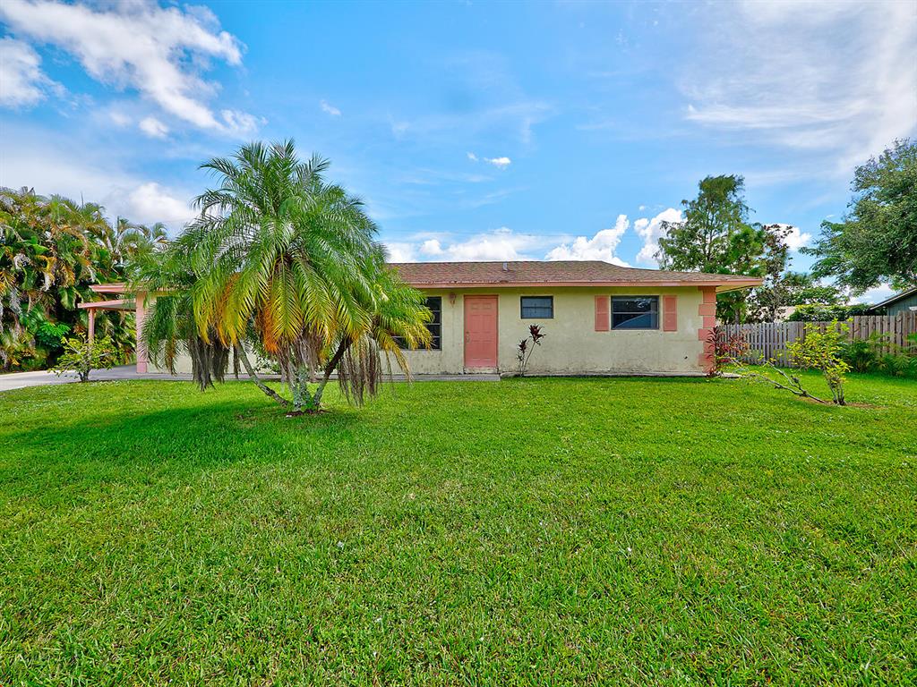 TROPICAL COUNTRY ESTATES - Residential