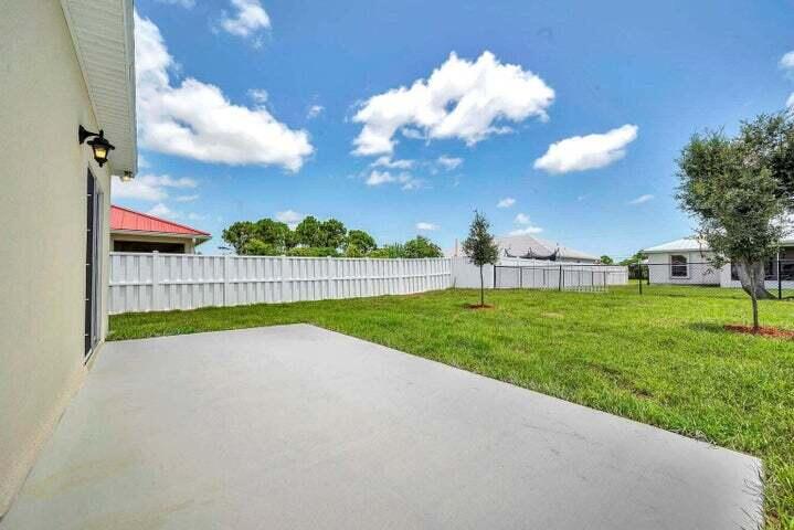 PORT ST LUCIE SECTION 44 - Residential Lease
