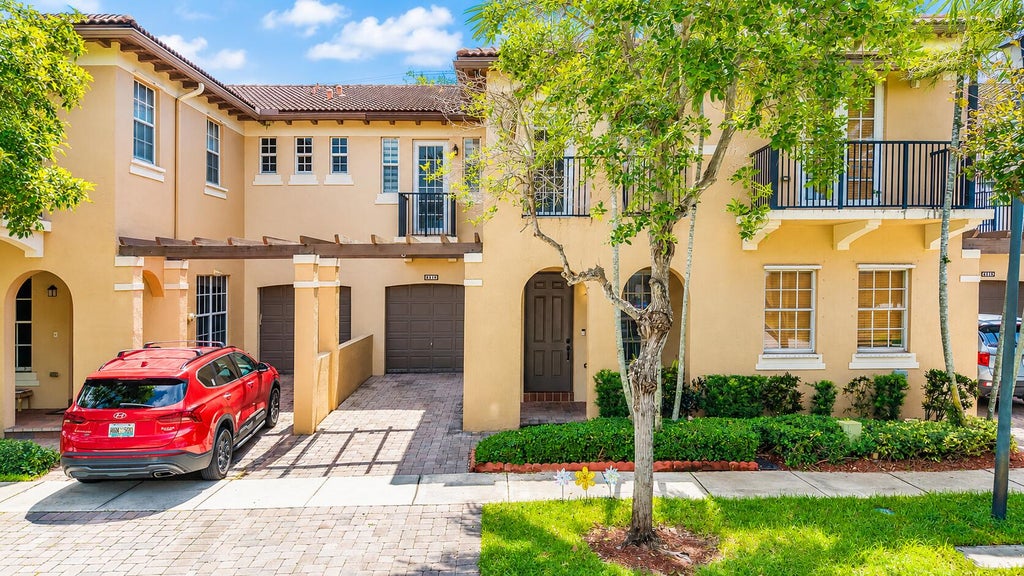 Photo of 4414 MORGAN Lane, Davie, FL 33328 (MLS # B26089737)