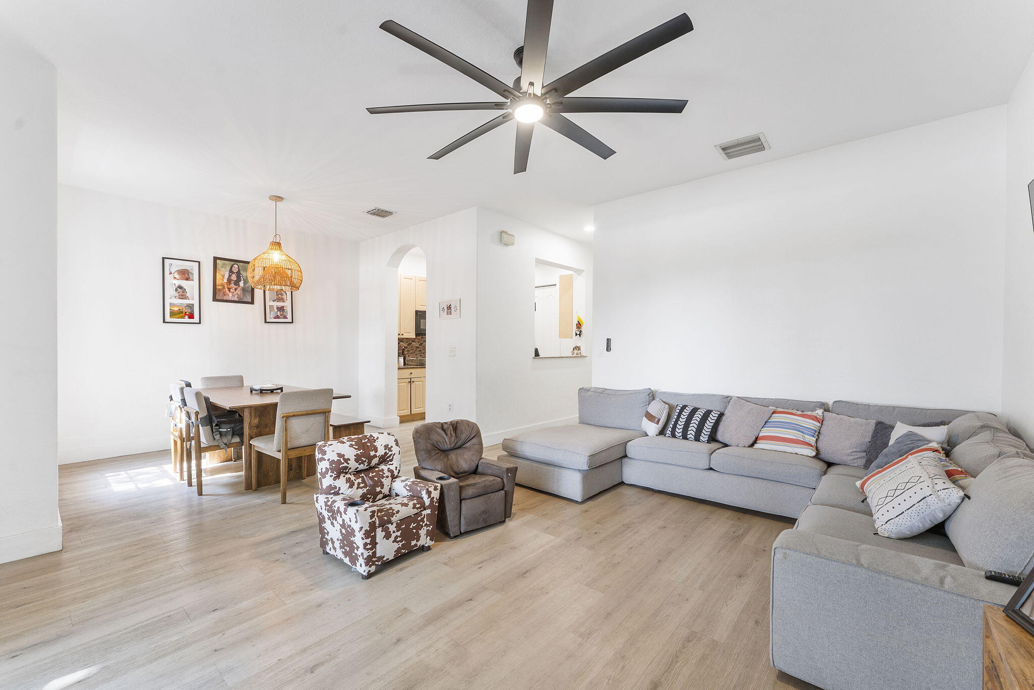 4414 MORGAN Lane