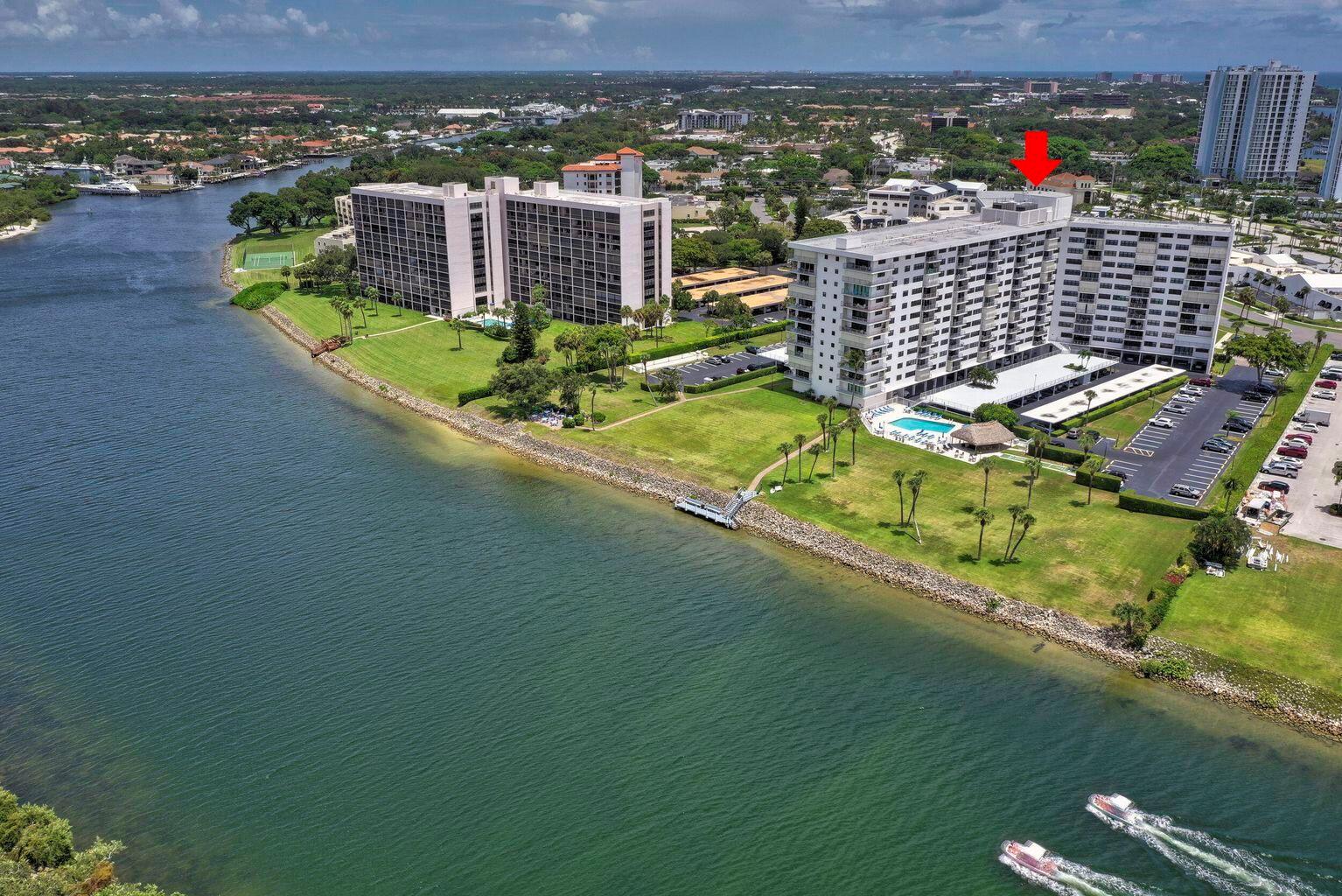 GEMINI CONDO - Residential