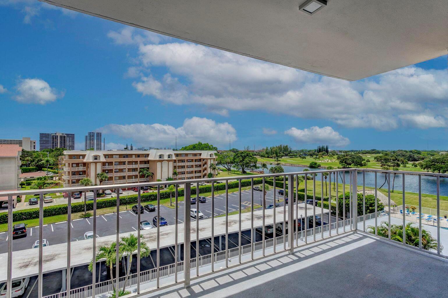 GEMINI CONDO - Residential