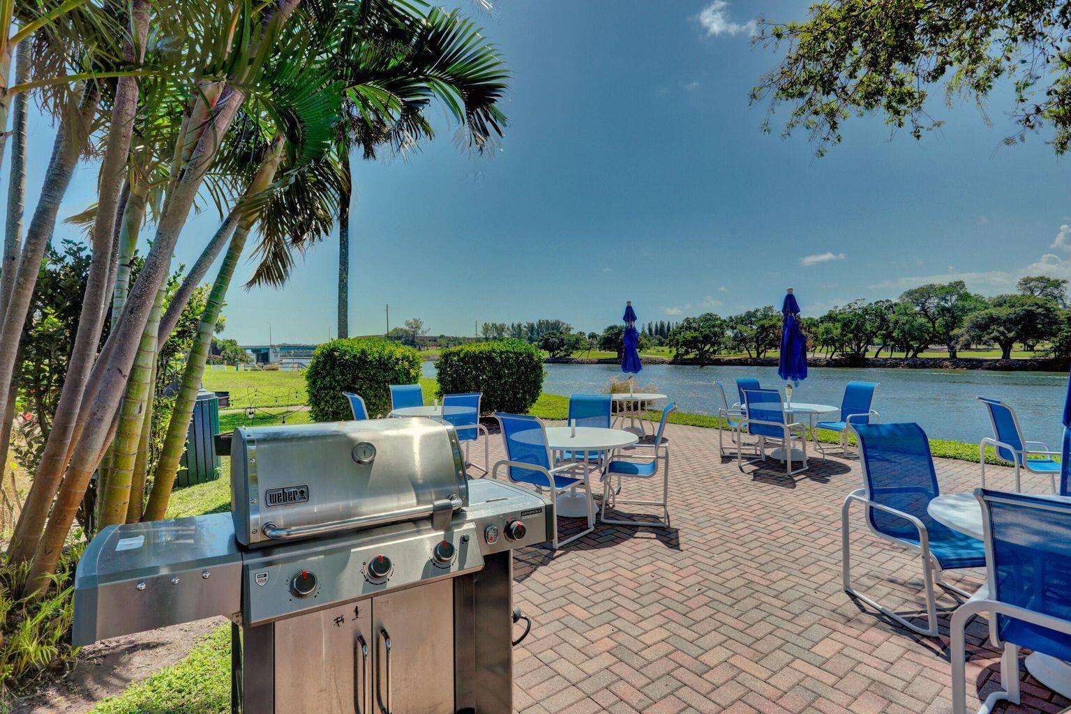 GEMINI CONDO - Residential