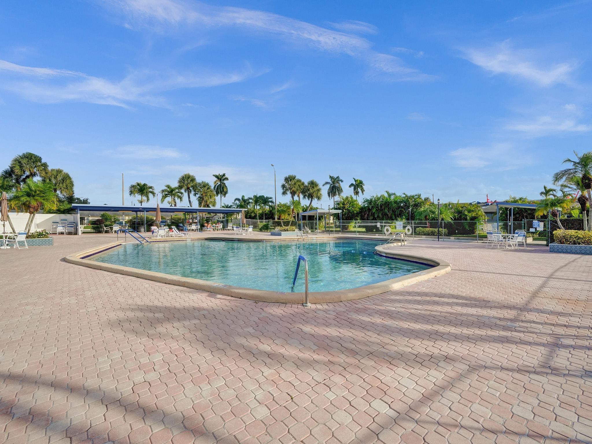 Barkley Villas West - Residential