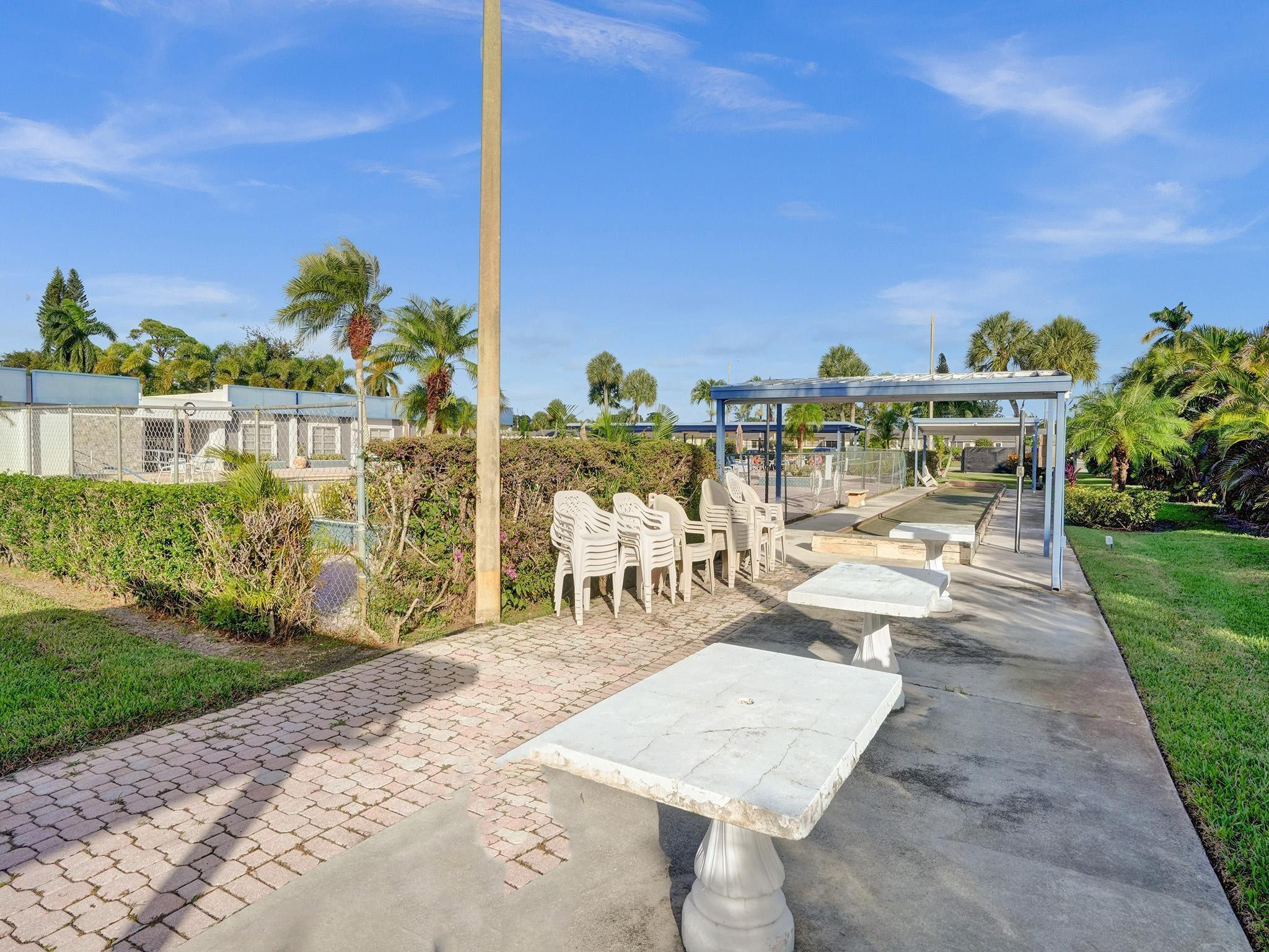 Barkley Villas West - Residential