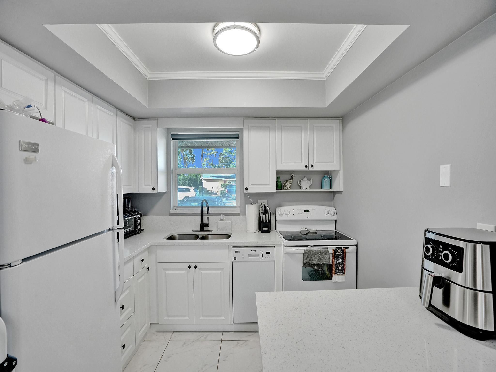 Barkley Villas West - Residential