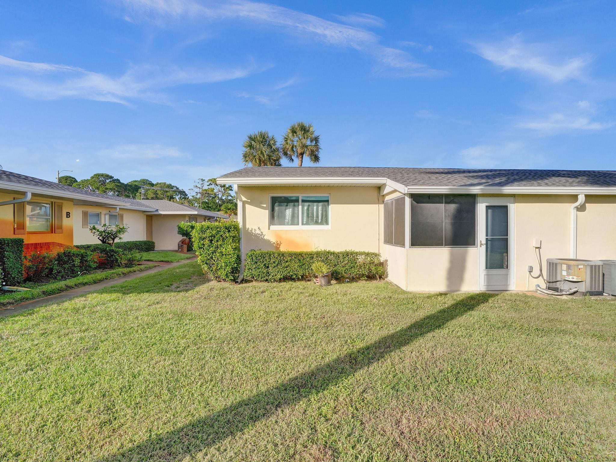 Barkley Villas West - Residential