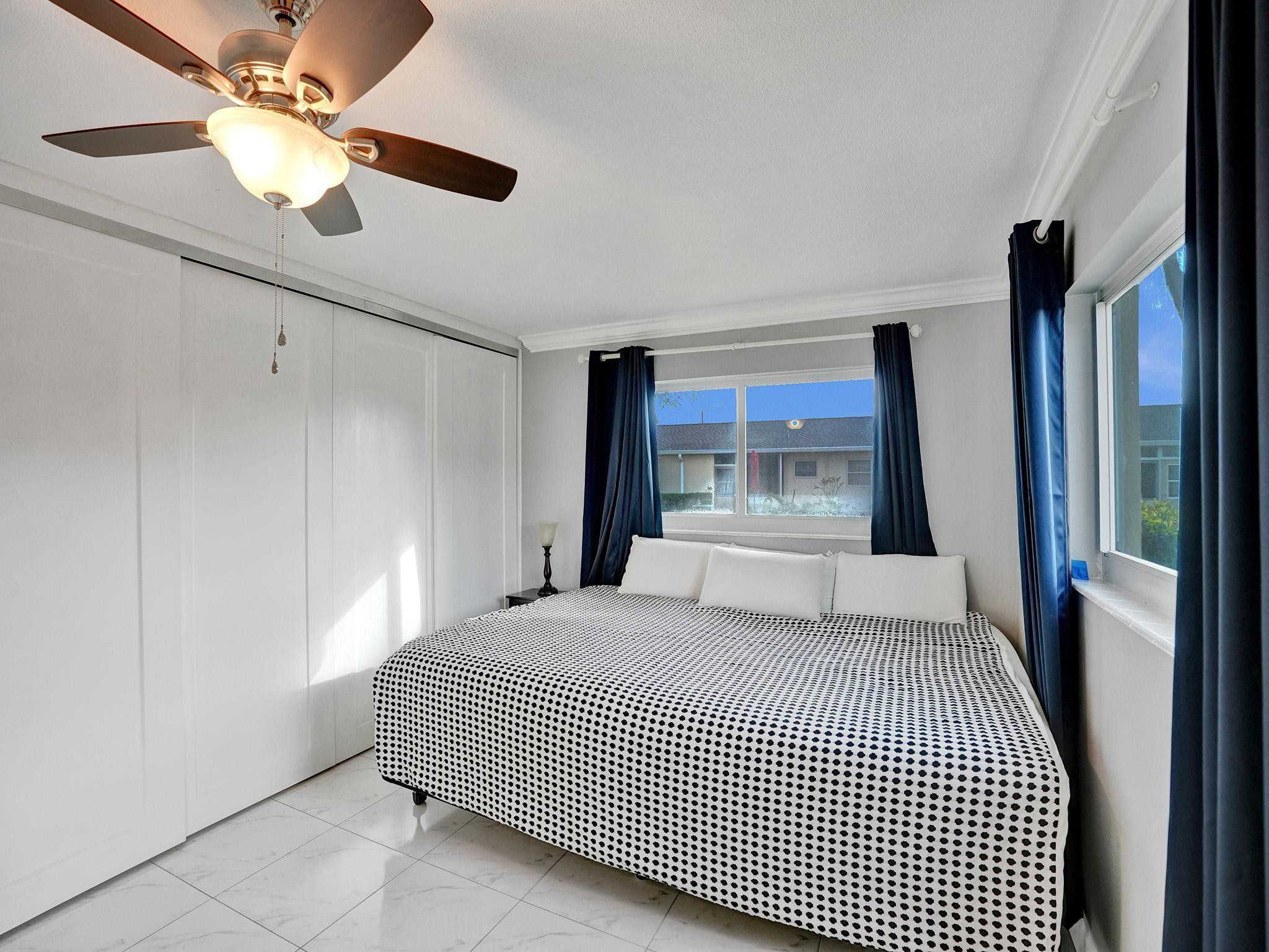 Barkley Villas West - Residential
