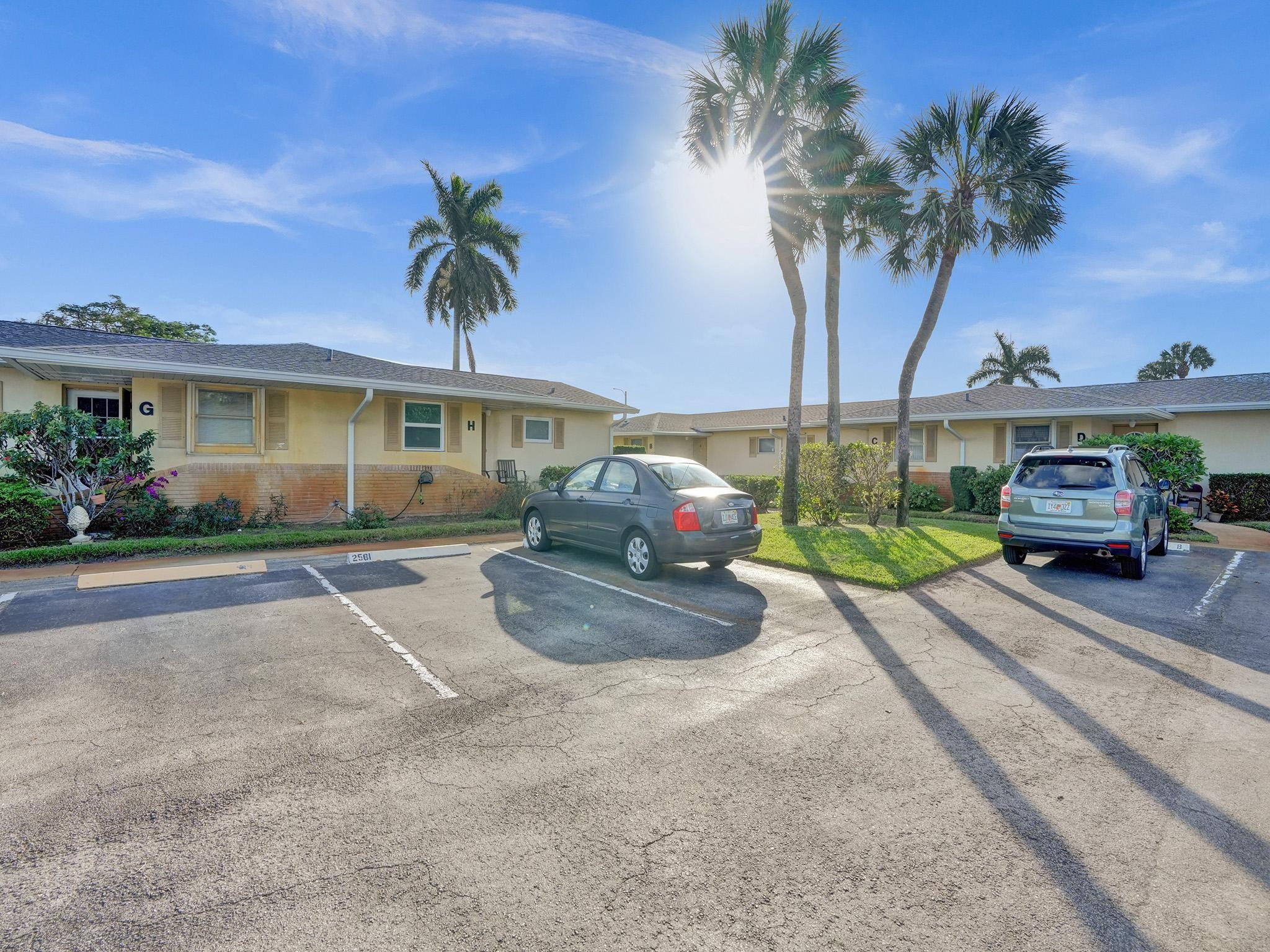 Barkley Villas West - Residential