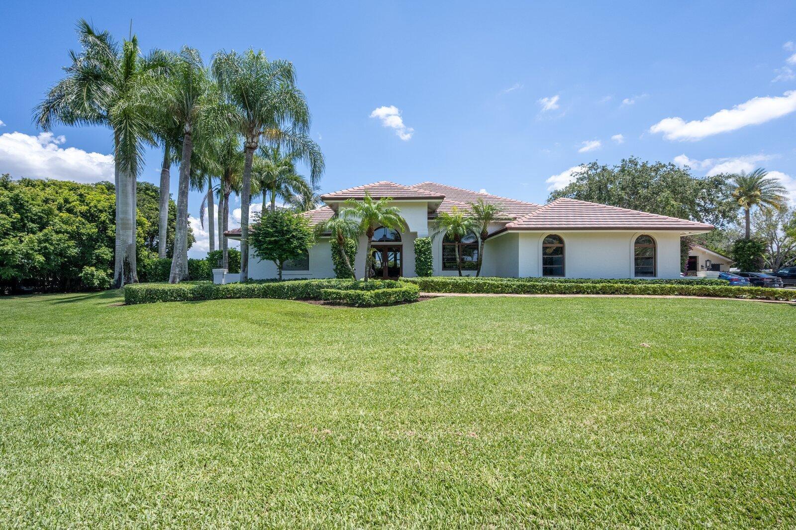 SADDLE TRAIL PARK OF WELLINGTON - Residential Lease