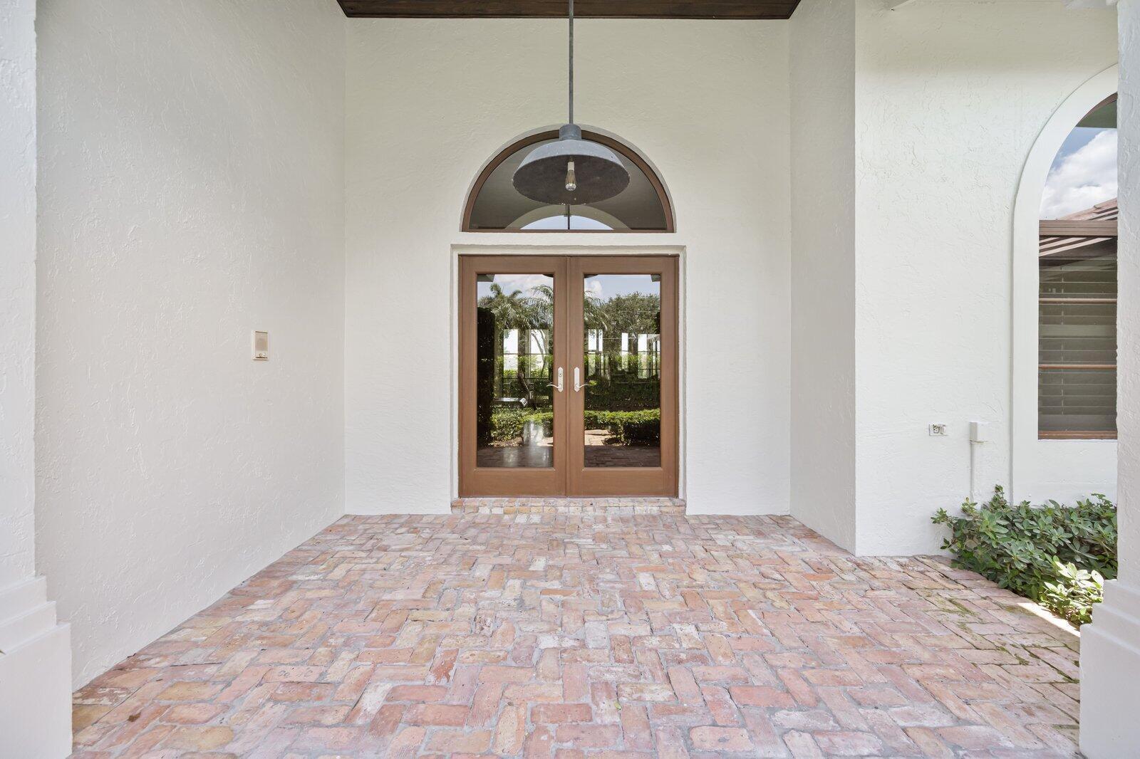 SADDLE TRAIL PARK OF WELLINGTON - Residential Lease