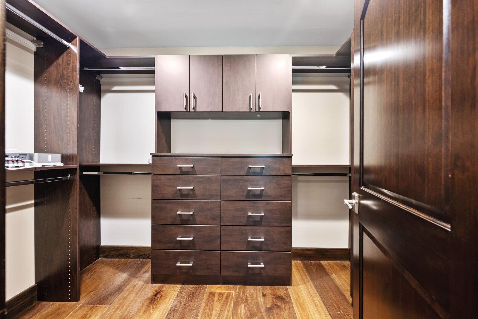 SADDLE TRAIL PARK OF WELLINGTON - Residential Lease