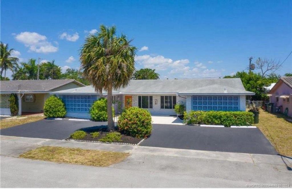 Photo of 2113 NE 56th Court, Fort Lauderdale, FL 33308 (MLS # F10475334)