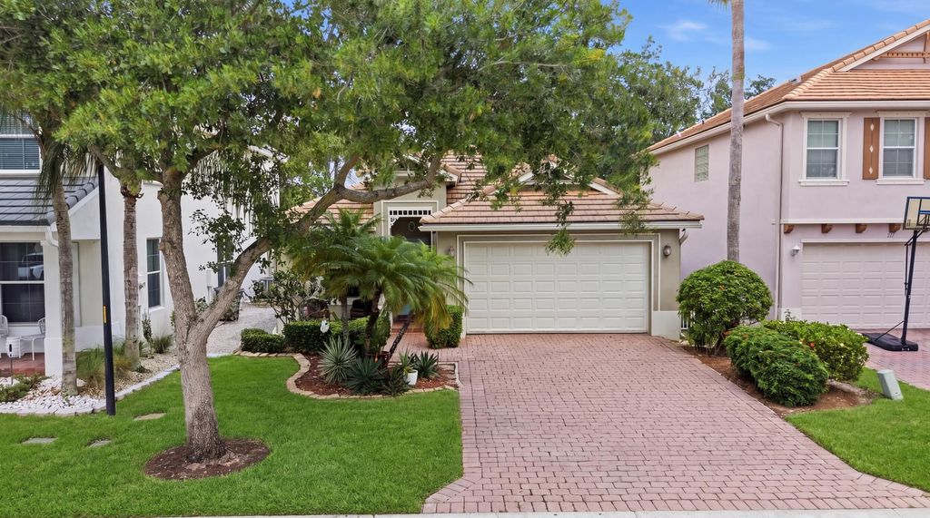 Photo of 283 Mulberry Grove Road, West Palm Beach, FL 33411 (MLS # B26021567)