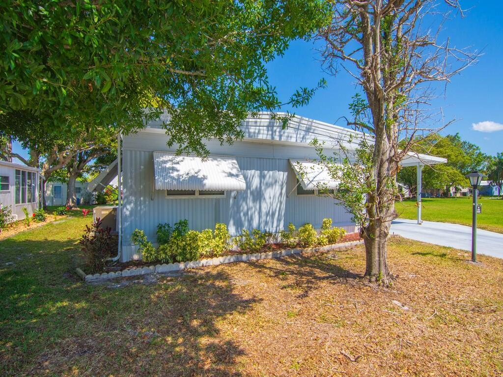 300 NE Opal Drive