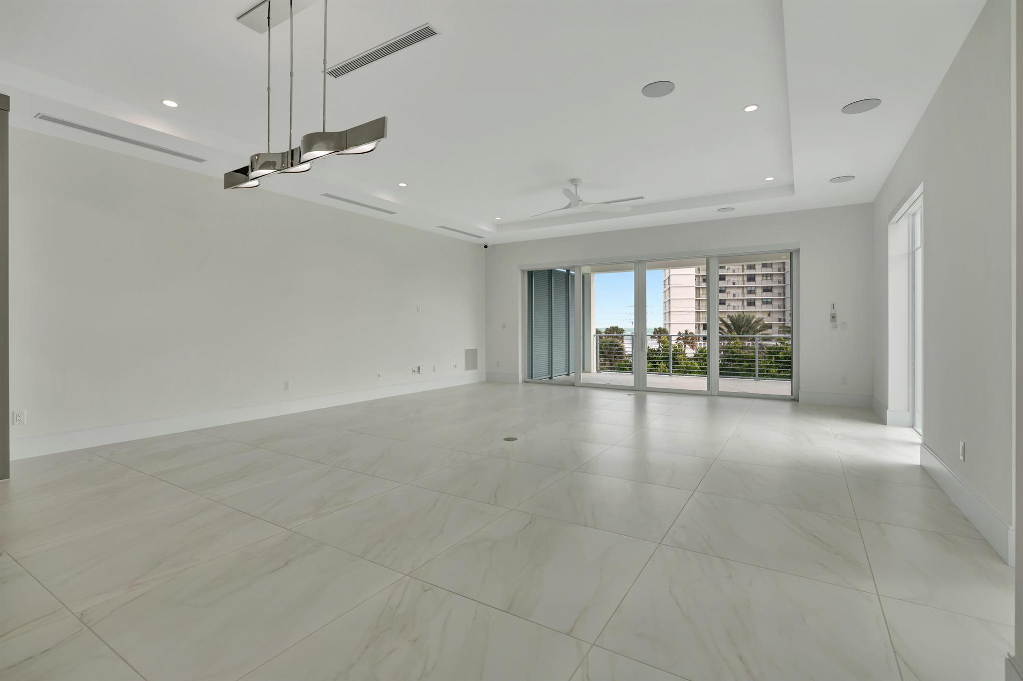 SEASIDE VILLAS - Residential