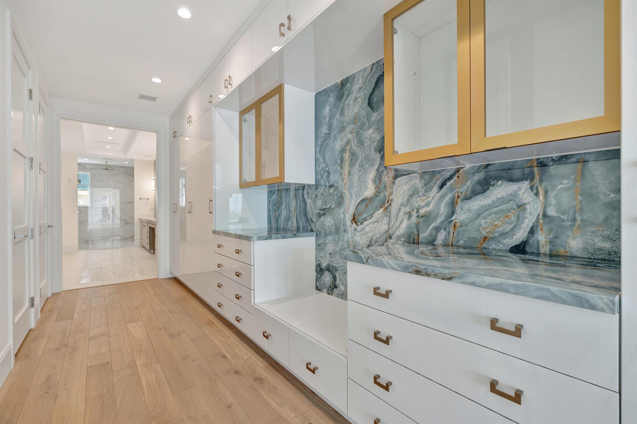 SEASIDE VILLAS - Residential