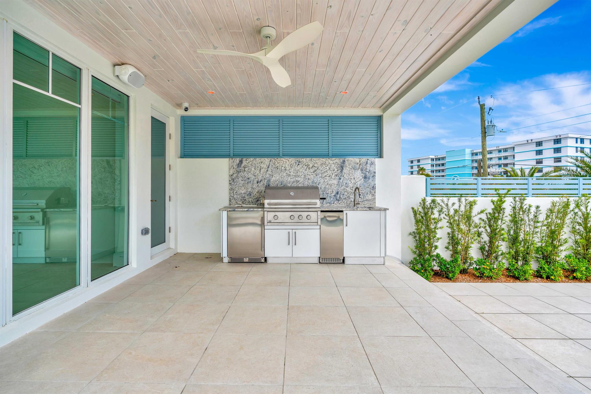 SEASIDE VILLAS - Residential