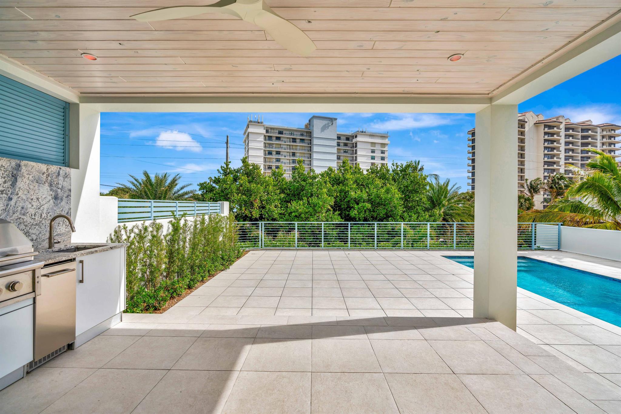 SEASIDE VILLAS - Residential