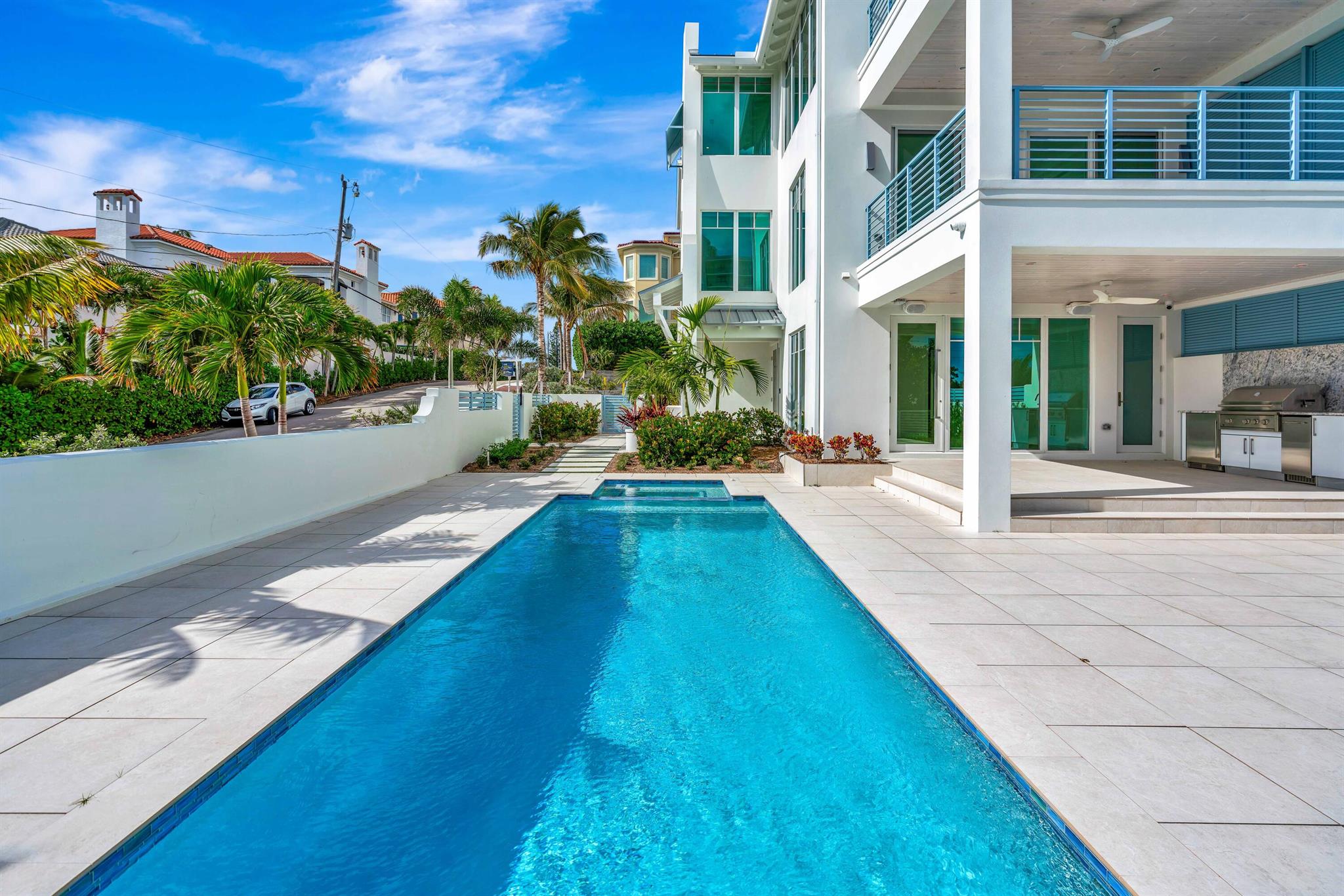 SEASIDE VILLAS - Residential