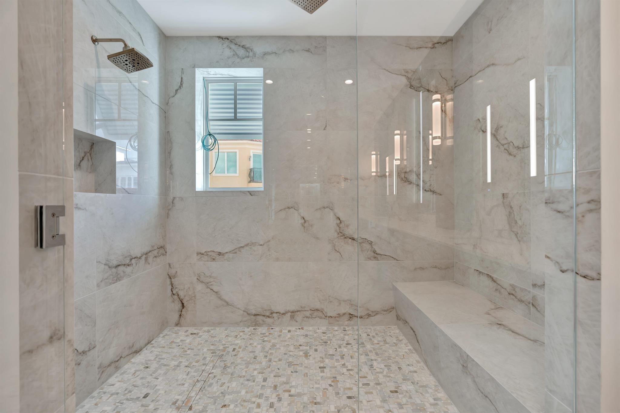 SEASIDE VILLAS - Residential