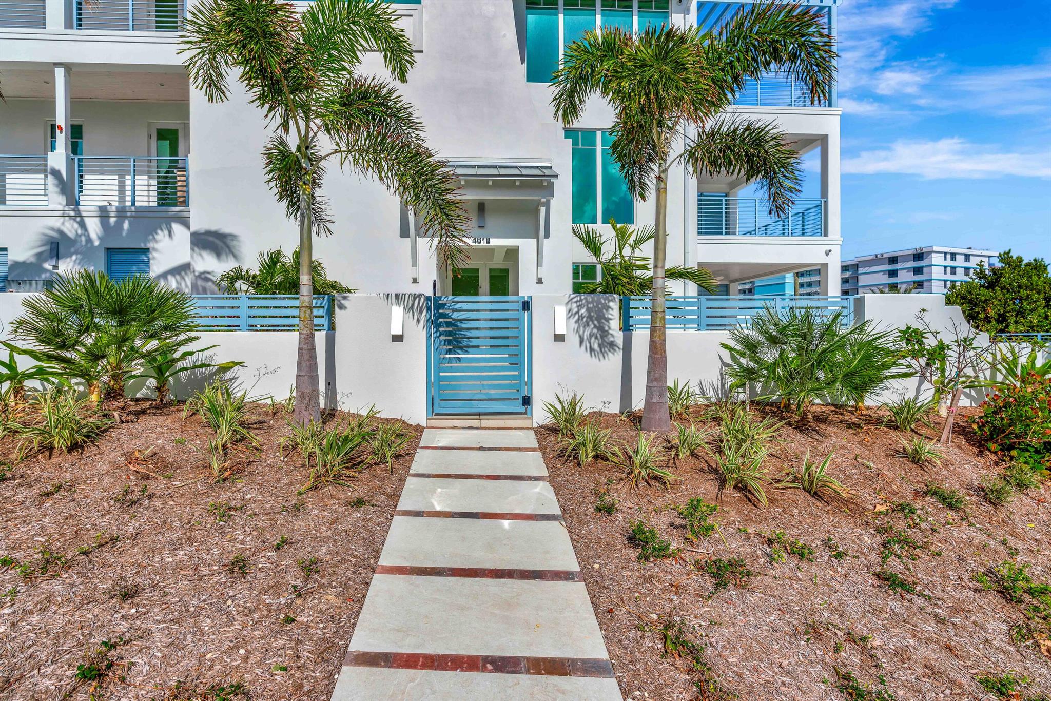 SEASIDE VILLAS - Residential