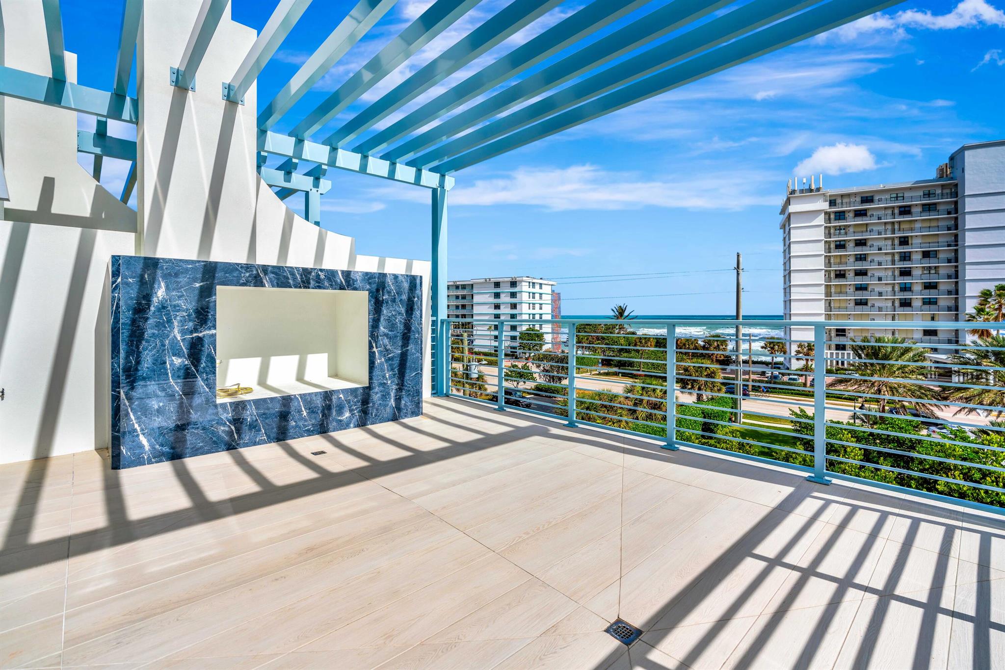 SEASIDE VILLAS - Residential