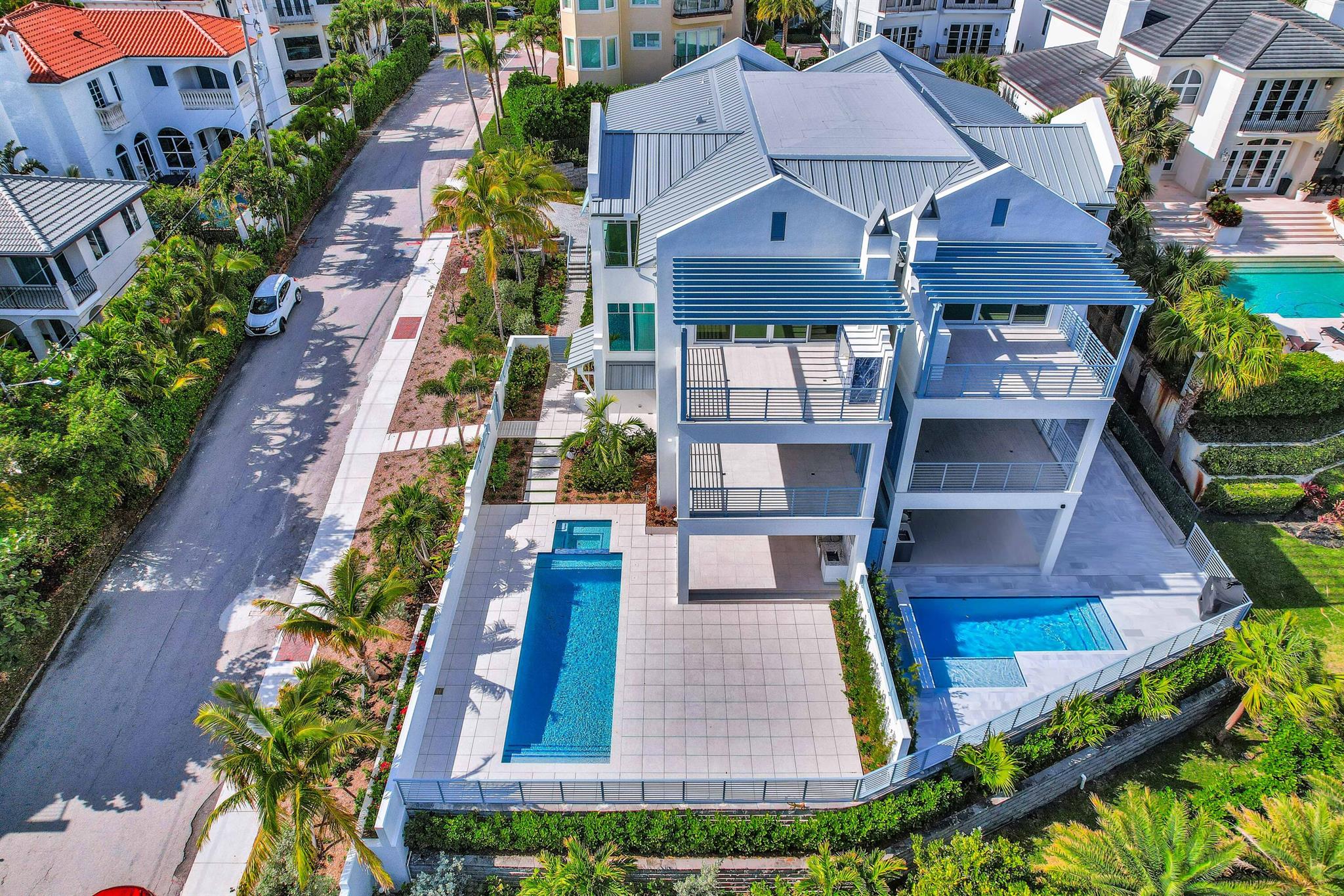 SEASIDE VILLAS - Residential