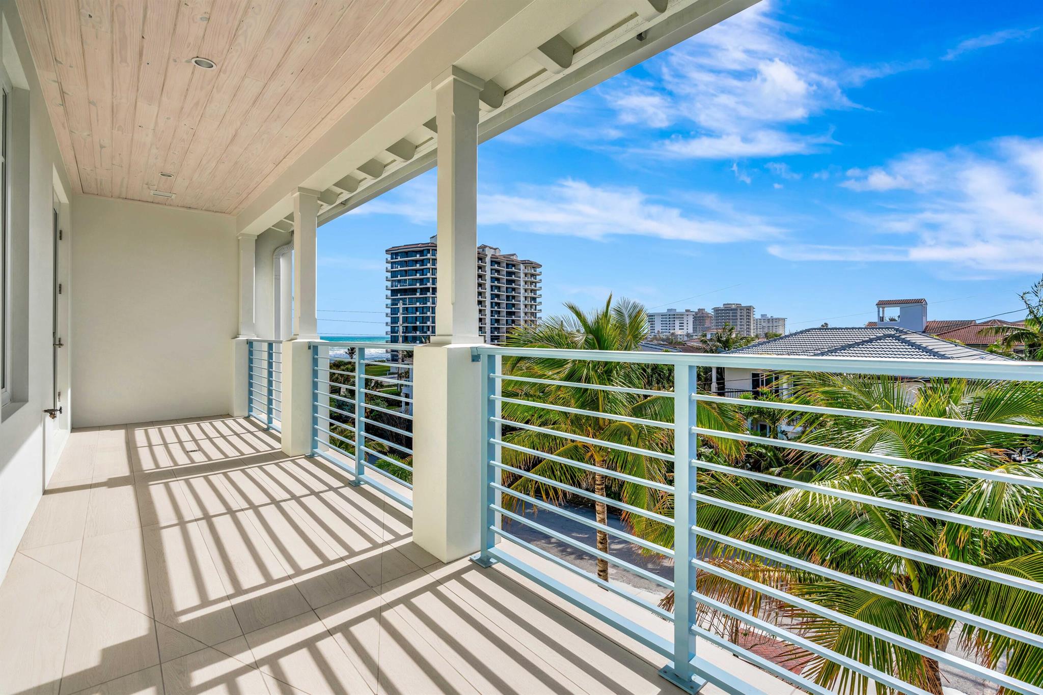 SEASIDE VILLAS - Residential