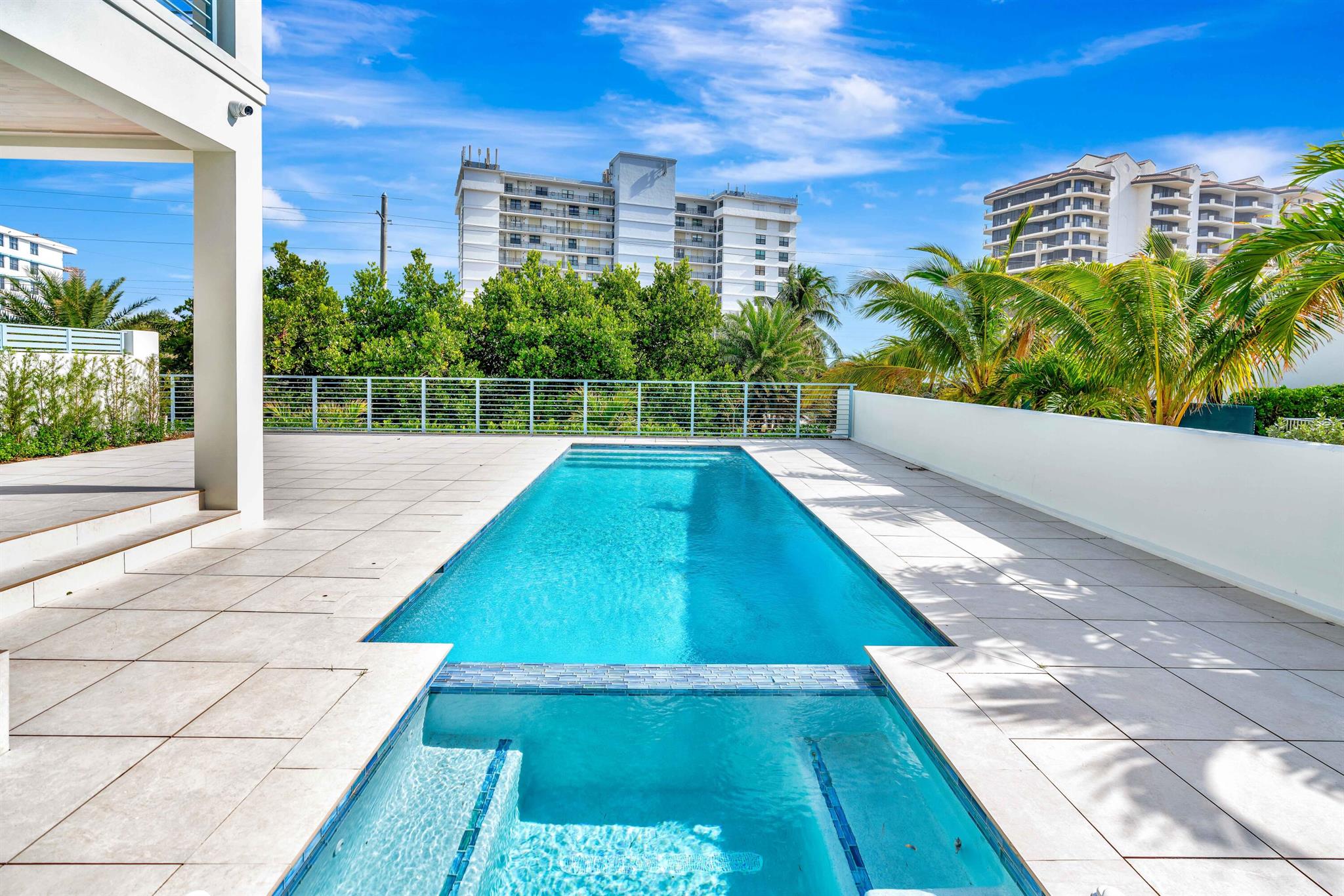 SEASIDE VILLAS - Residential