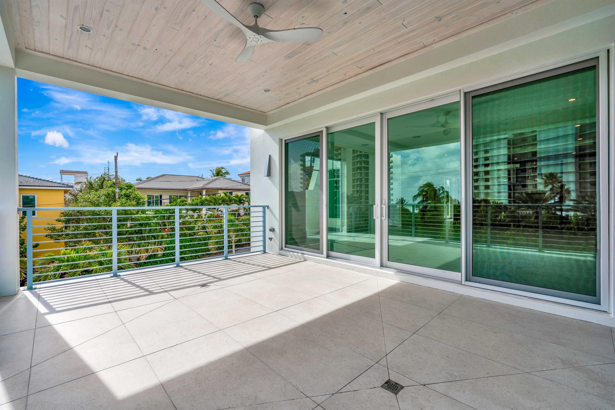 SEASIDE VILLAS - Residential