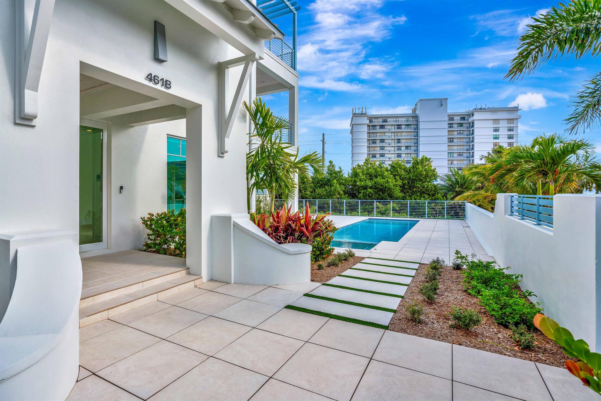 SEASIDE VILLAS - Residential