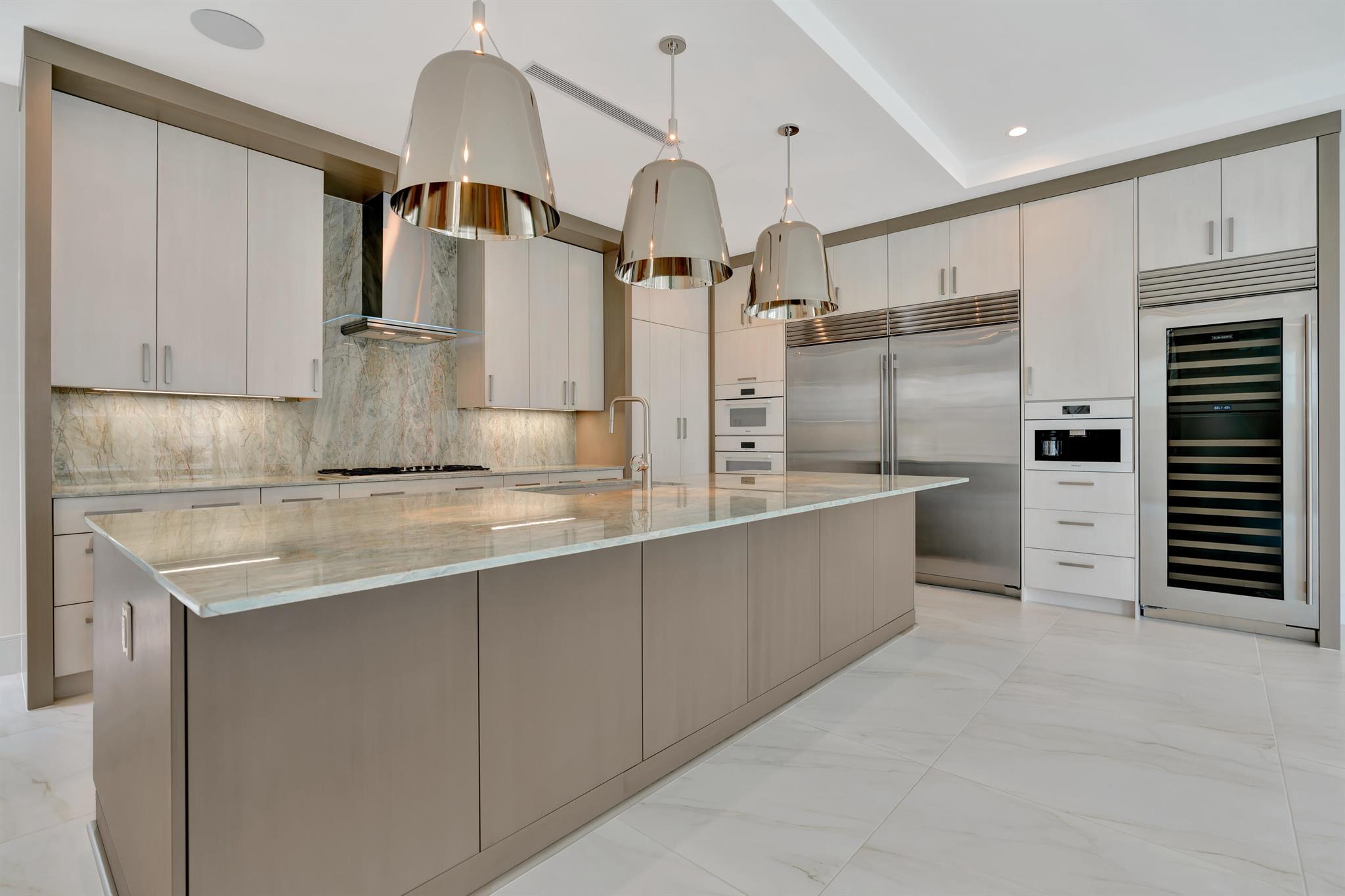 SEASIDE VILLAS - Residential