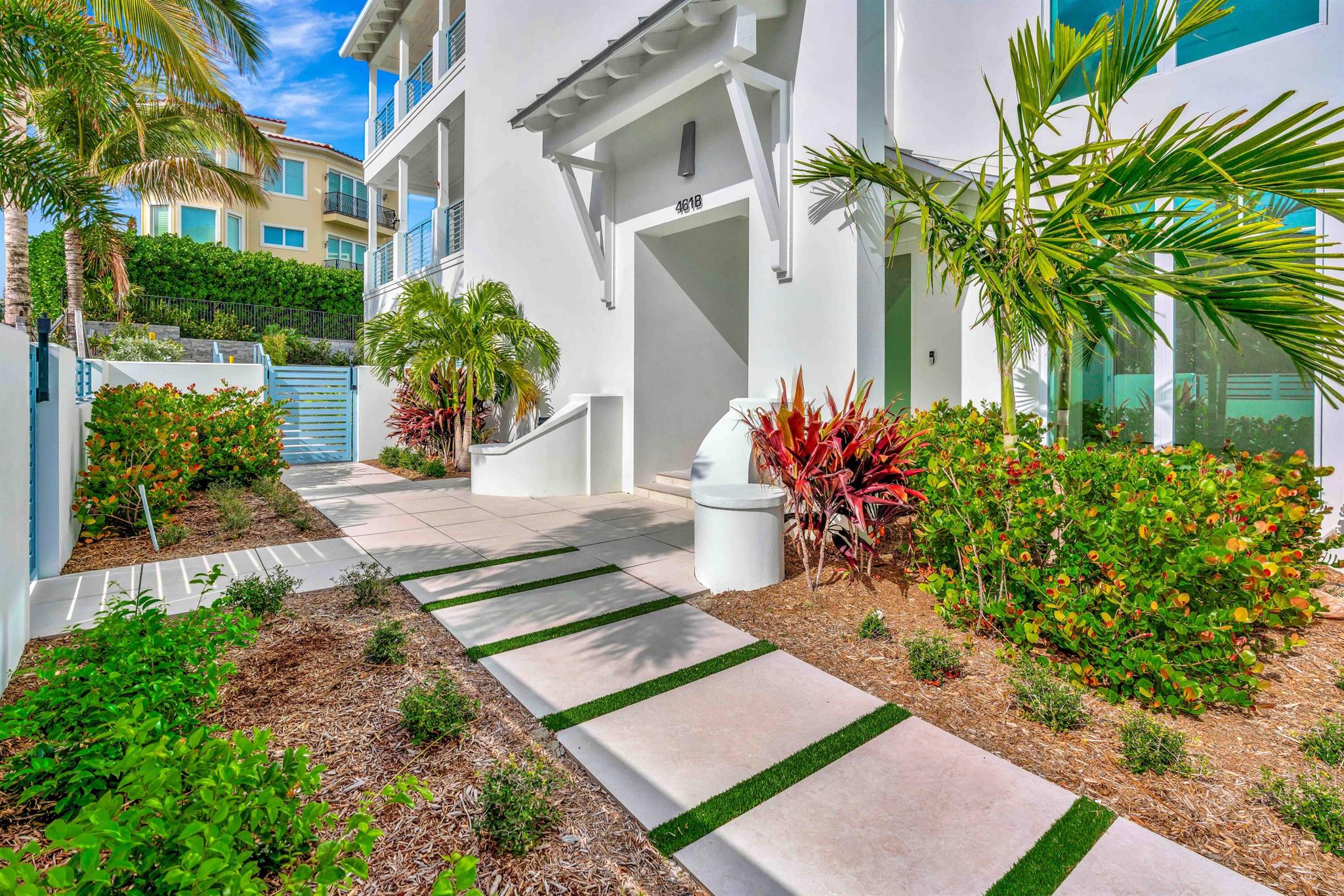 SEASIDE VILLAS - Residential