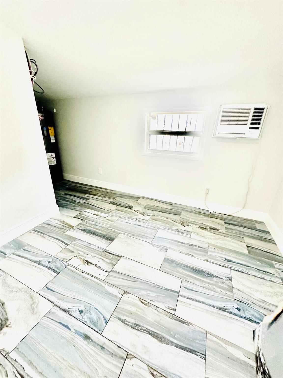 JUPITER RIVER ESTATES ADD - Residential Lease