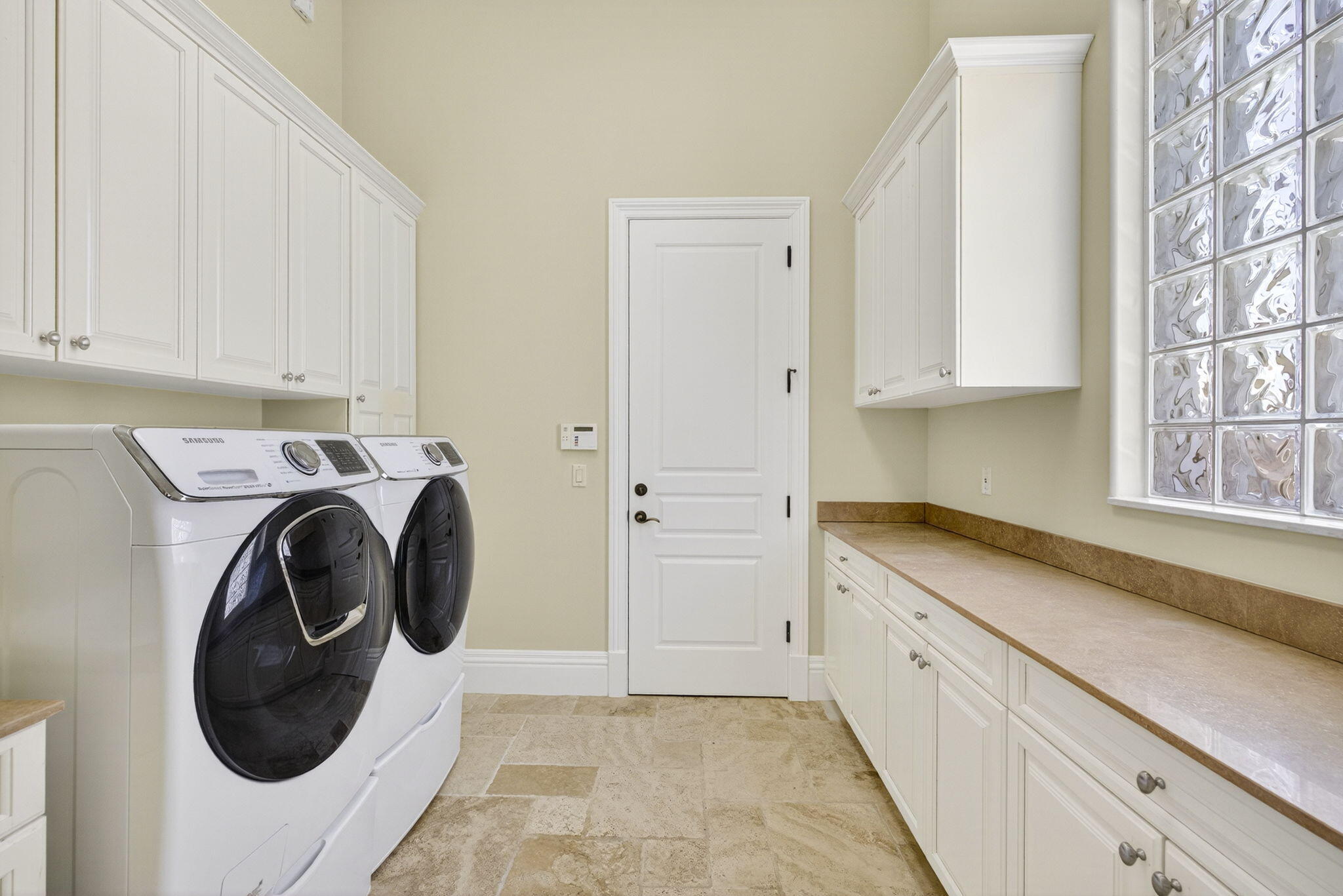 OCEAN COVE - Residential