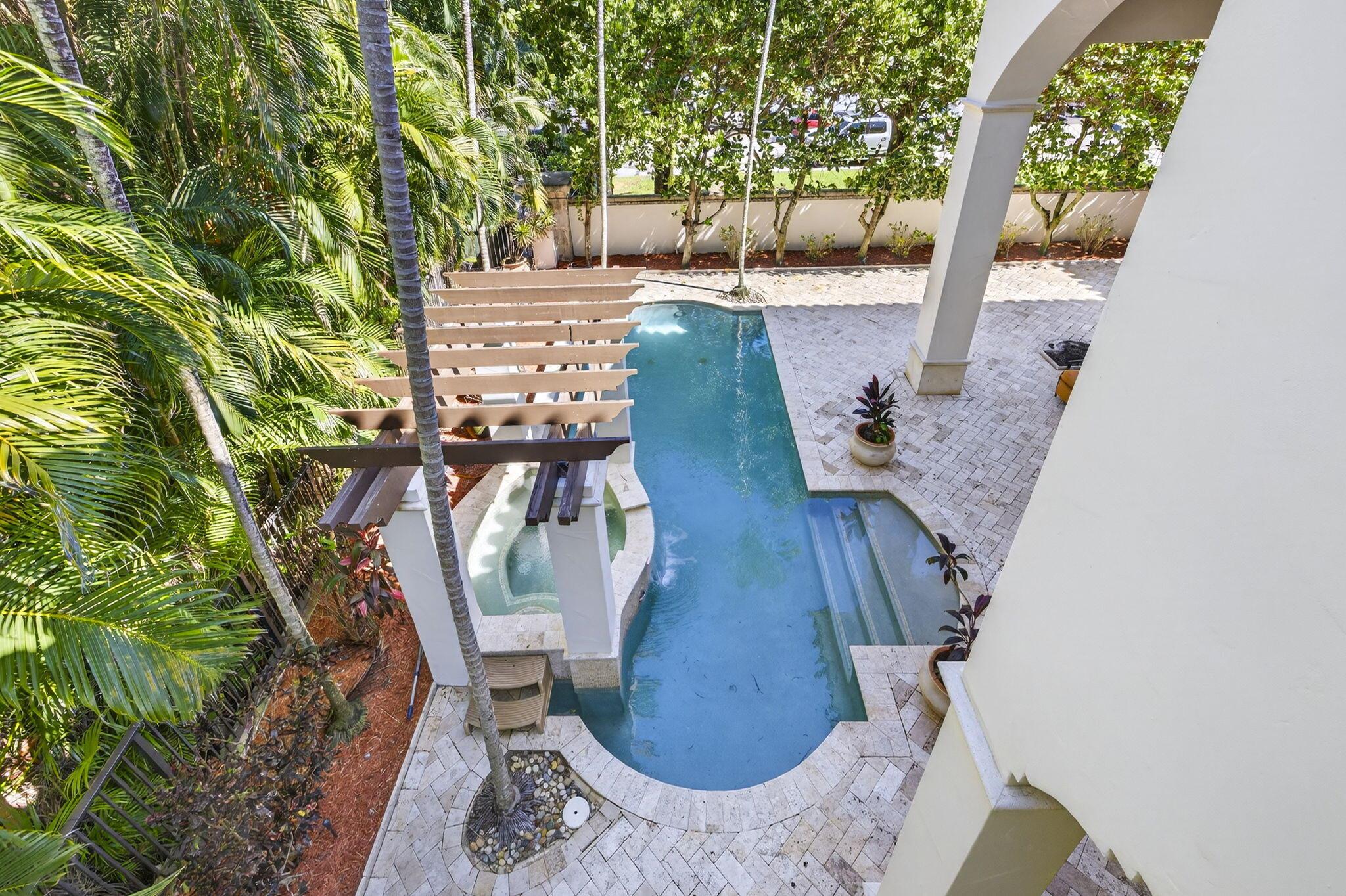 OCEAN COVE - Residential