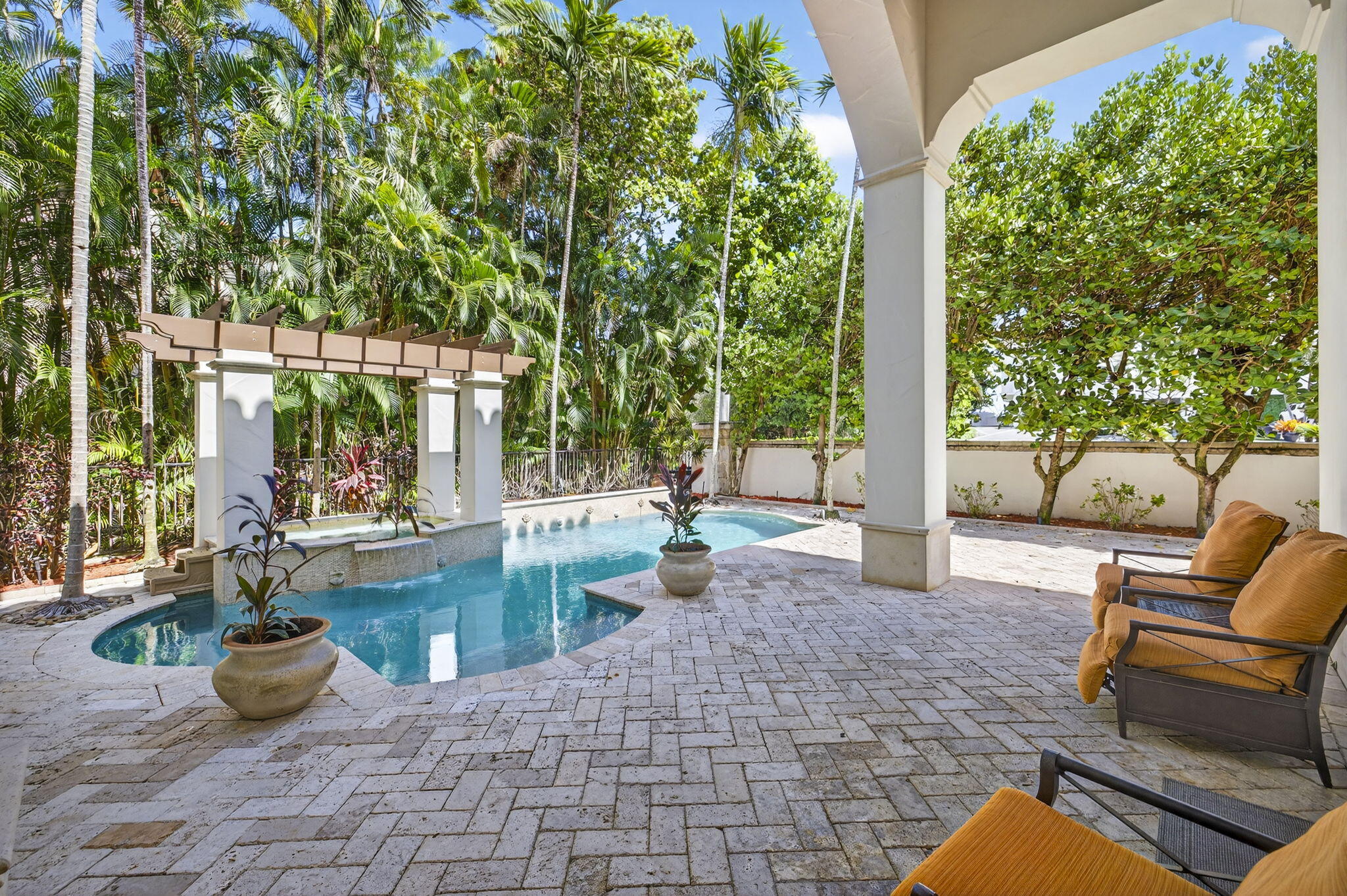 OCEAN COVE - Residential