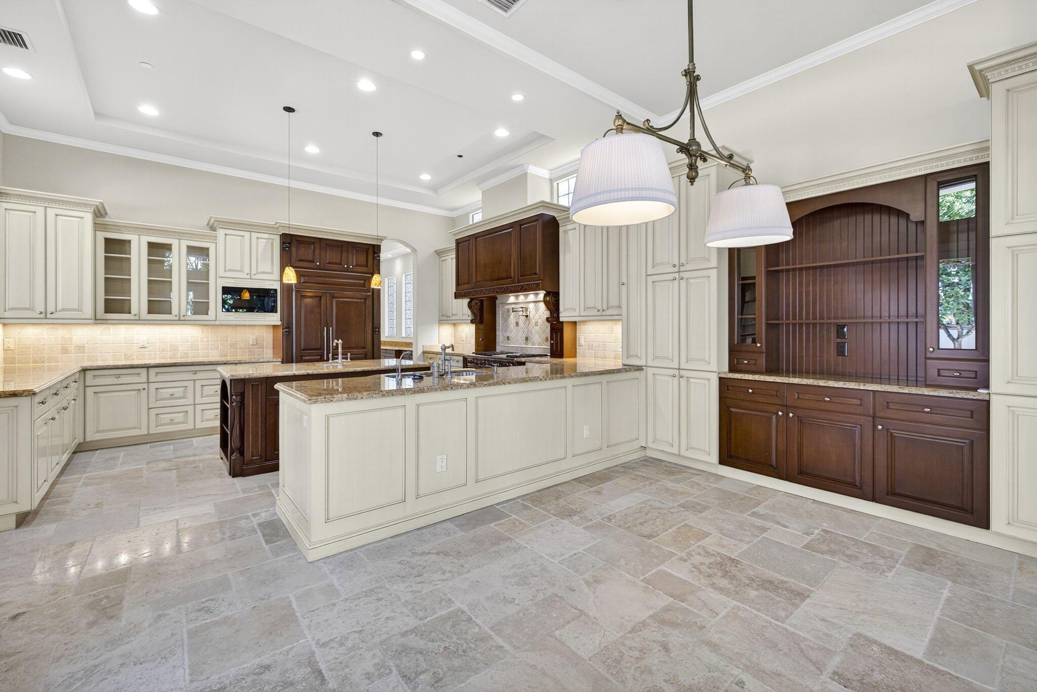 OCEAN COVE - Residential