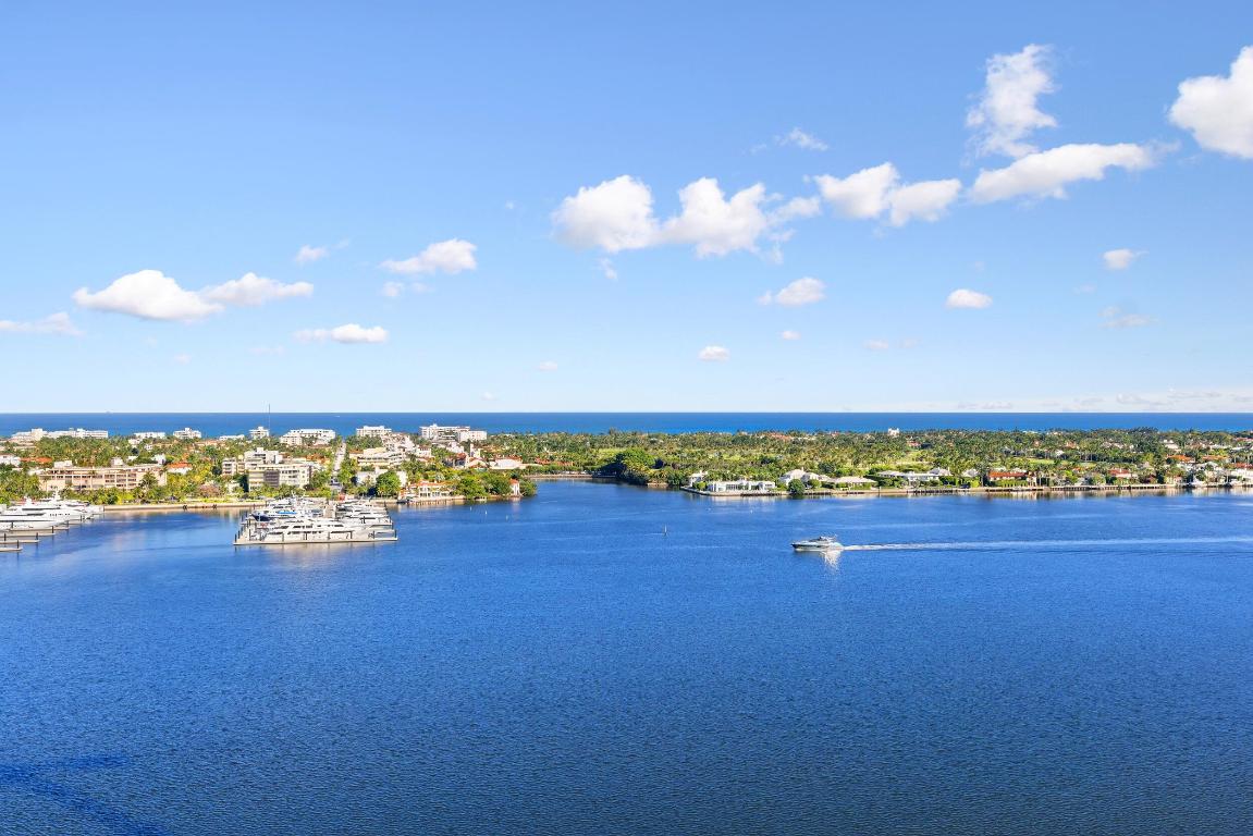 FORTE RESIDENCES CONDO - Residential