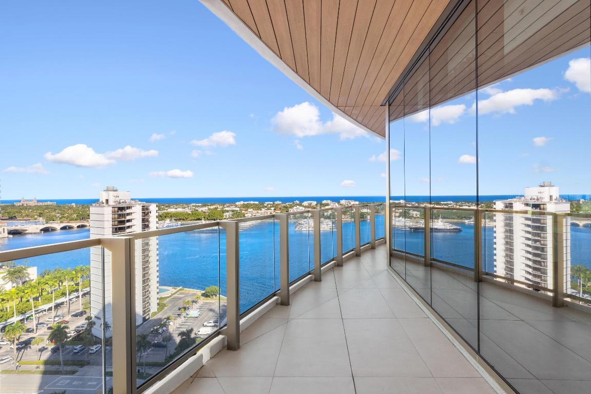 FORTE RESIDENCES CONDO - Residential