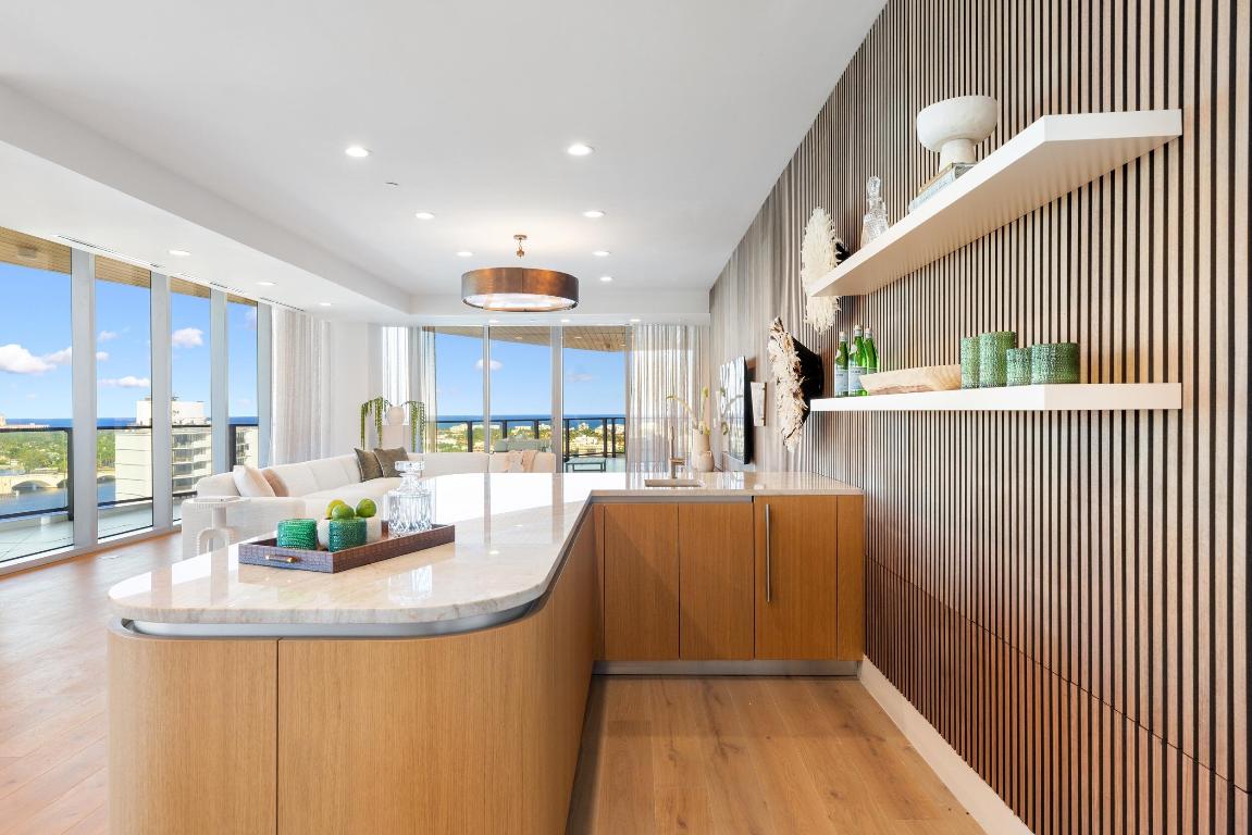 FORTE RESIDENCES CONDO - Residential