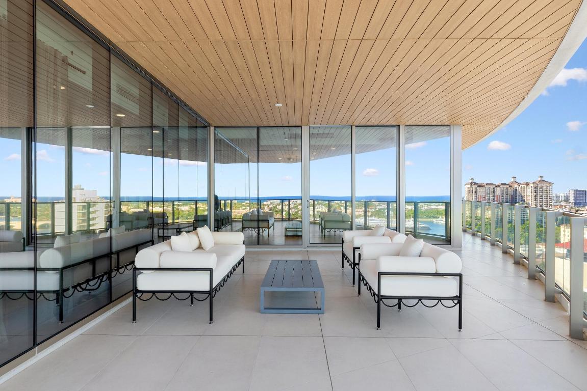 FORTE RESIDENCES CONDO - Residential