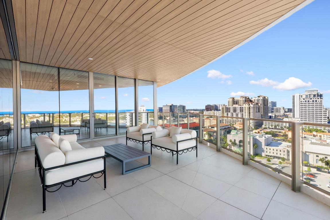 FORTE RESIDENCES CONDO - Residential